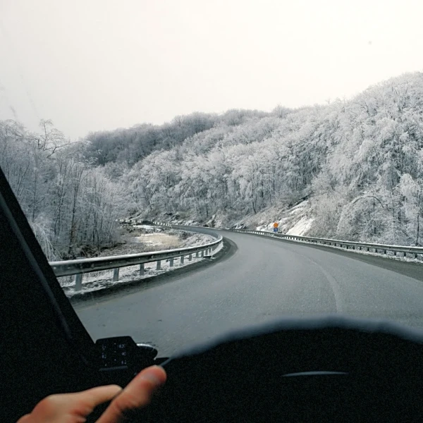 Northern U.S. Braces as Dual Storms Deliver Snow, Ice