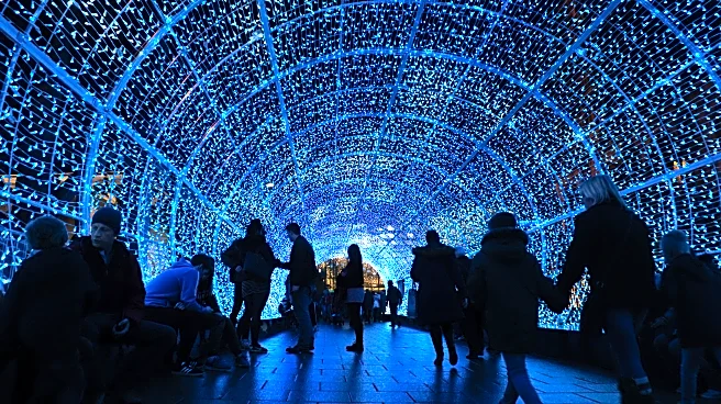 Explore 7 Million Christmas Lights In This Kentucky Drive-Through Cave