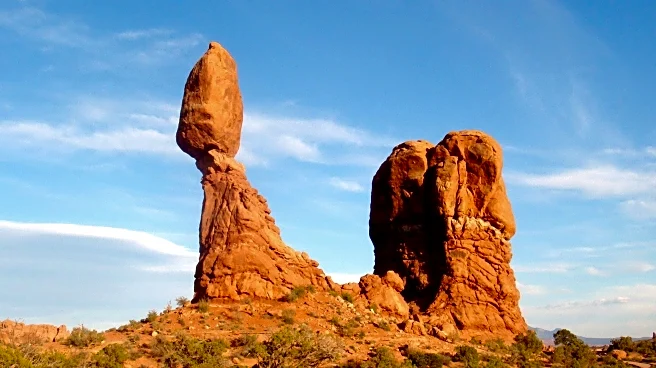 Utah’s Balanced Rock Slowly Erodes, Eventually Facing Inevitable Collapse