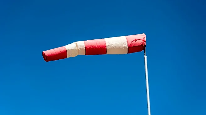 Clipper storm brings snow, strong winds to northern US