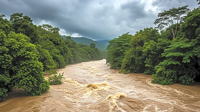 Flash Flooding in Hawaii Prompts Evacuation Orders for Thousands