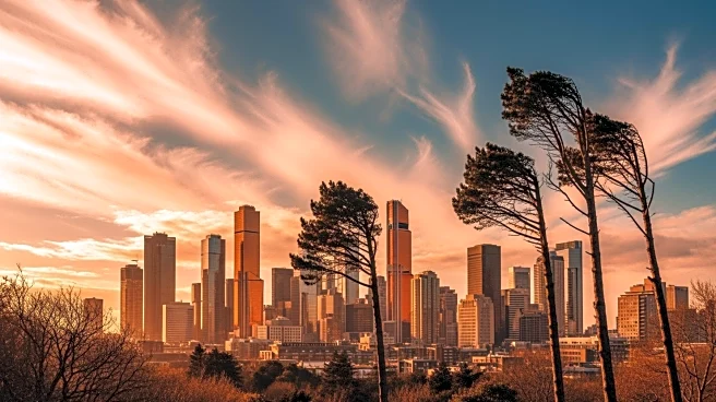 Cincinnati Experiences Unseasonably Warm Weather with High Winds