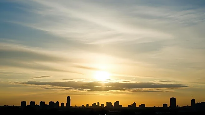 New York City Weather: Sun and Clouds with Mild Temperatures