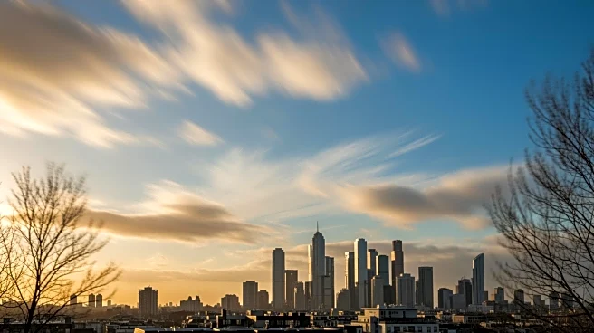 Chicago Experiences Breezy and Warmer Weekend with Highs Near 40Â°F