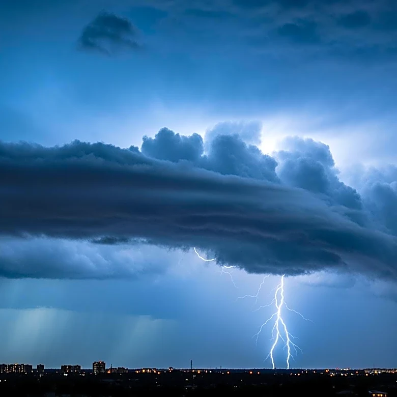 Severe Storms Expected to Hit Chicago Area