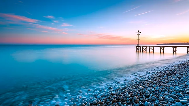 Naples Weather: Mild Conditions with Light Winds