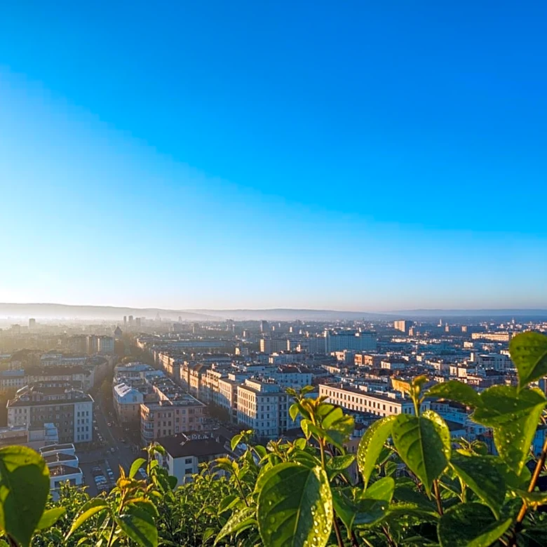 Pittsburgh Weather: Clear Skies and Mild Temperatures Expected