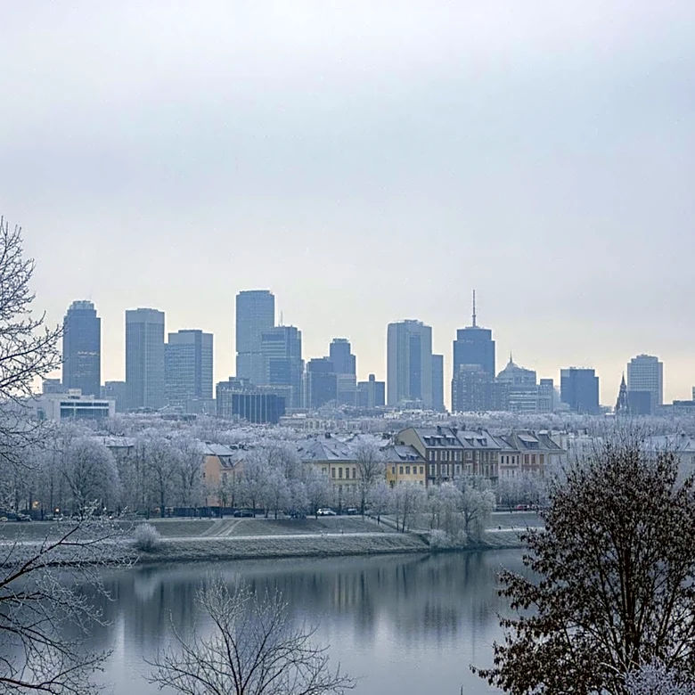 Cool Temperatures Persist in Chicago
