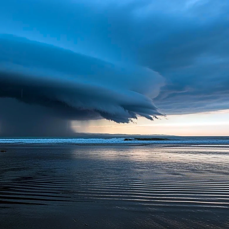 Hawaii Braces for More Flooding Amid Storm Risk