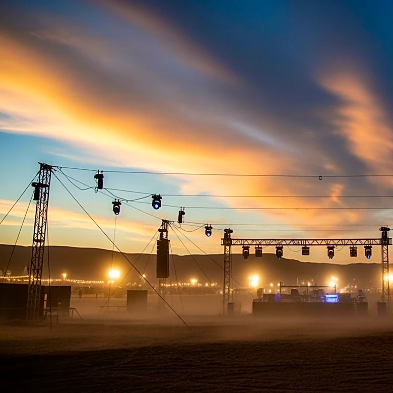 Wind Causes Set Cancellation at Coachella Day 1