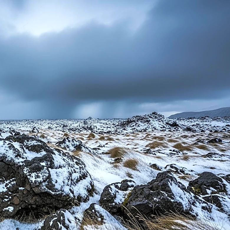 Iceland Faces Mixed Weather with Snow, Rain, and Gusty Winds