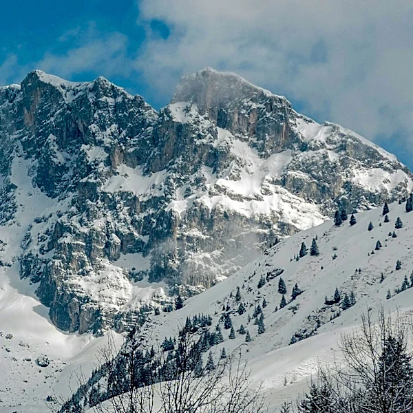 Spring chill returns as snow hits Northwest, Rockies