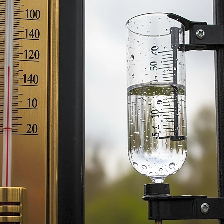 Chicago Weather Records: Highs, Lows, and Precipitation on April 22