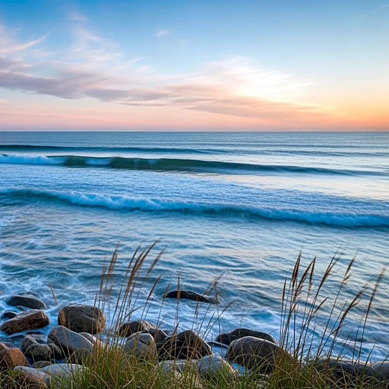 San Francisco Weather: Mild Conditions with Light Winds