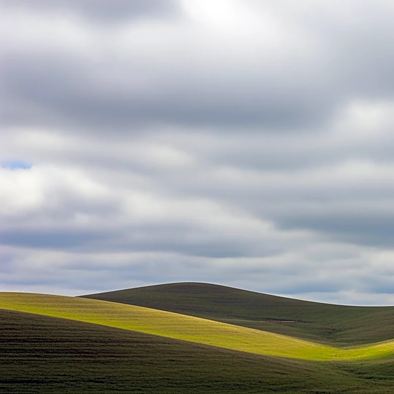 Cloudy Weather in Logan, Utah with Mild Temperatures