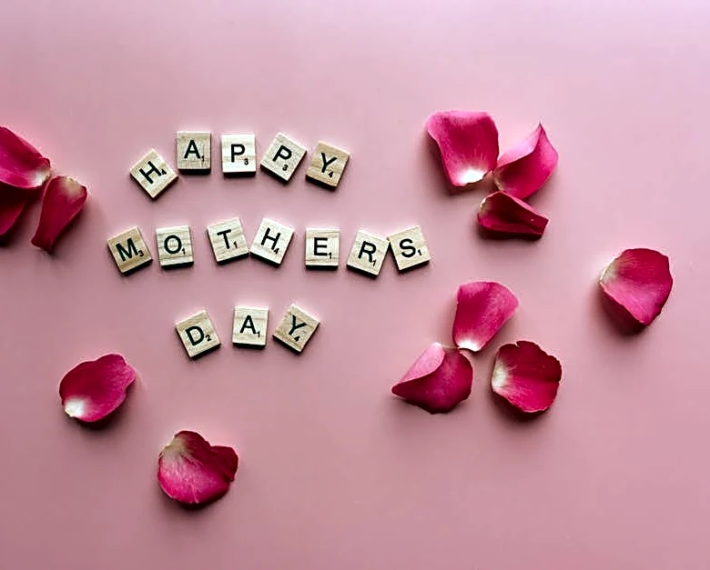 Will Mother’s Day Need Sunscreen or an Umbrella Sunday?