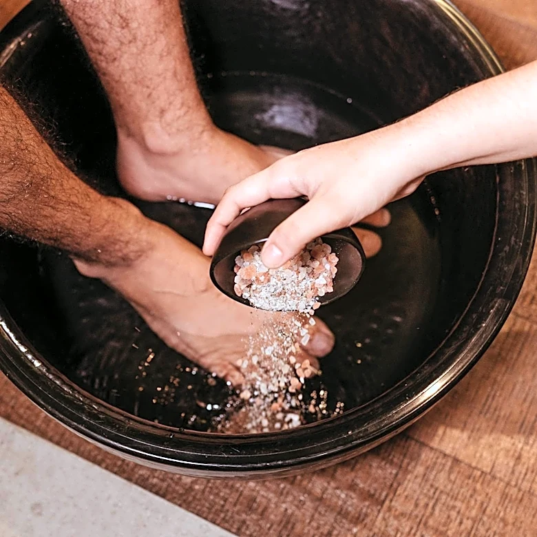 Heat-Induced Foot Swelling: Causes and Remedies Shared by Podiatrists