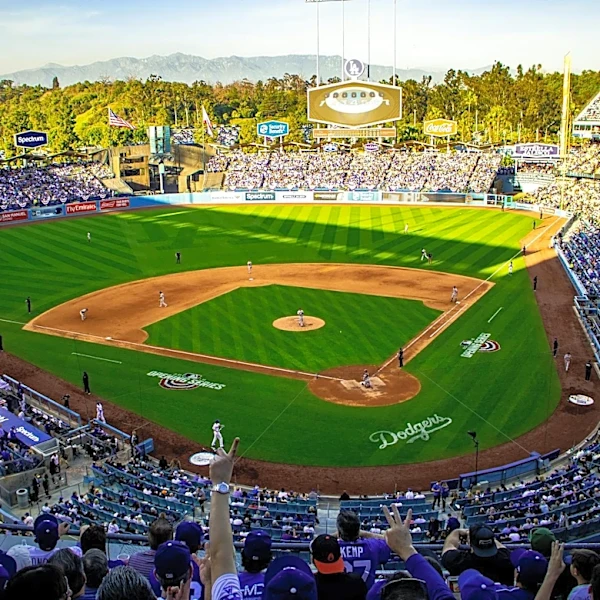Los Angeles Weather: Clear Skies Expected for Braves vs. Dodgers Game