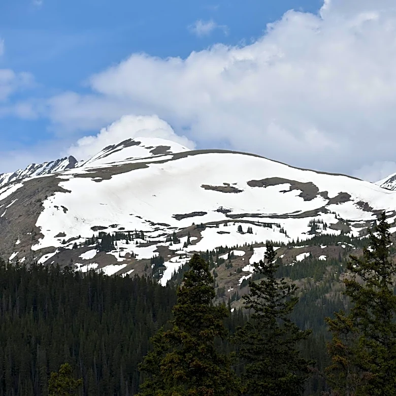 Colorado to Experience Summer-Like Temperatures This Week, Reaching 80s and Possibly 90°F