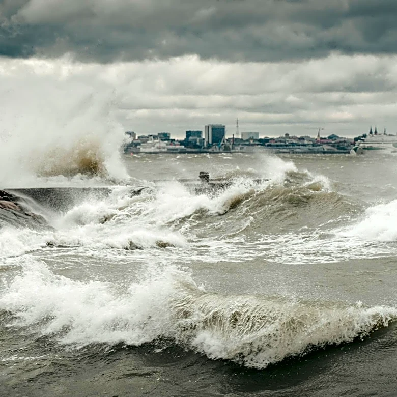Warming Seas Expected to Drive Extreme Weather in Coming Months
