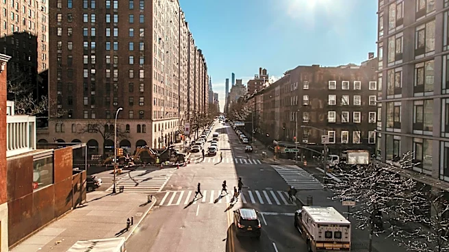 Sunny Weather in New York with Mild Temperatures