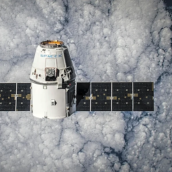 Weather Delays SpaceX Cargo Dragon Launch to ISS