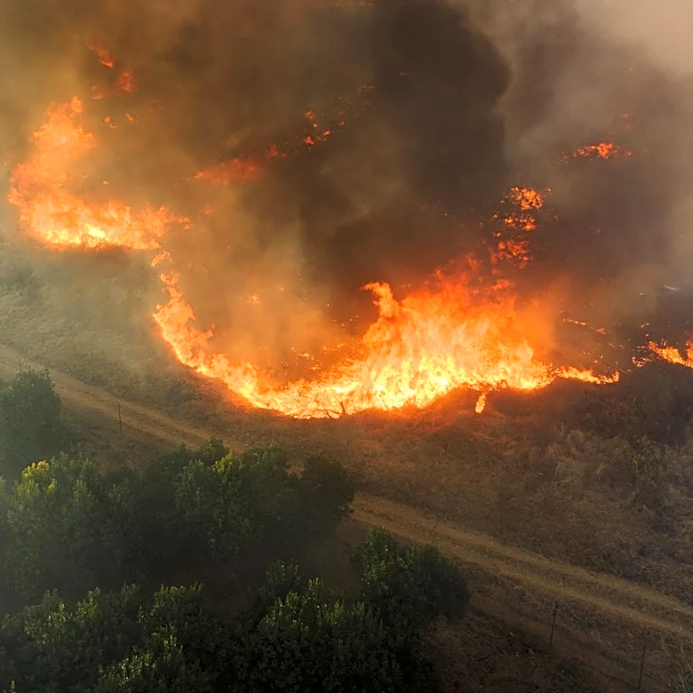 Extreme Heat and Elevated Wildfire Risk in California and Arizona
