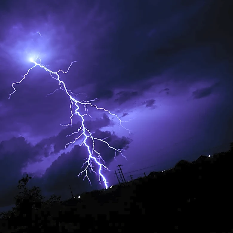 Fisherman Survives Lightning Strike in East Texas