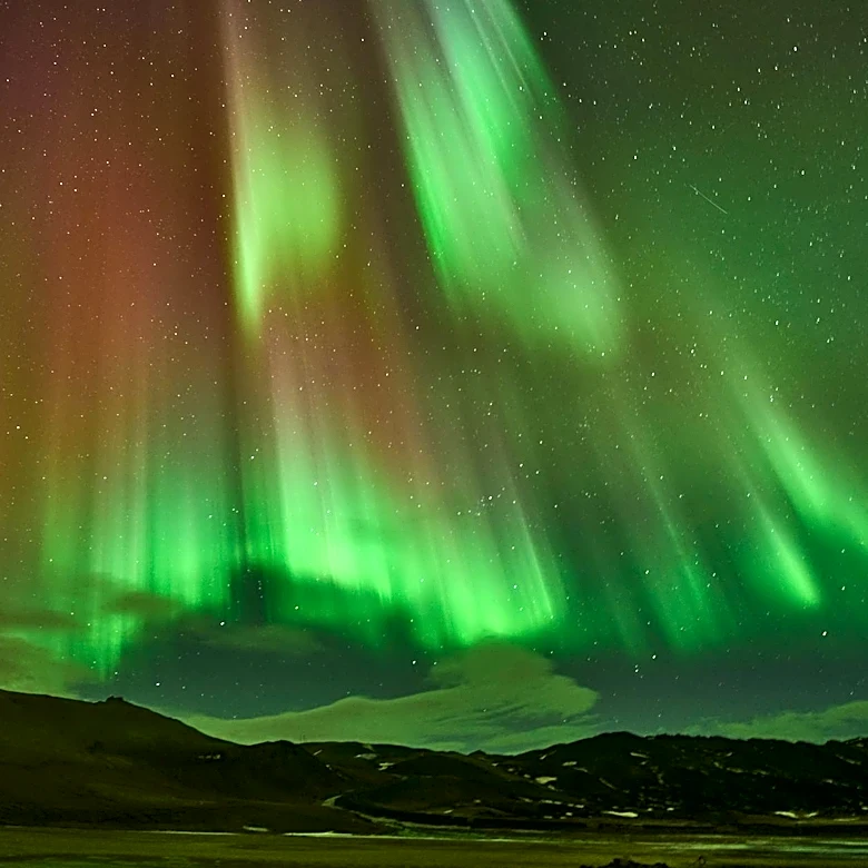 Northern Lights Visible in Northern U.S. States Amid Geomagnetic Storm