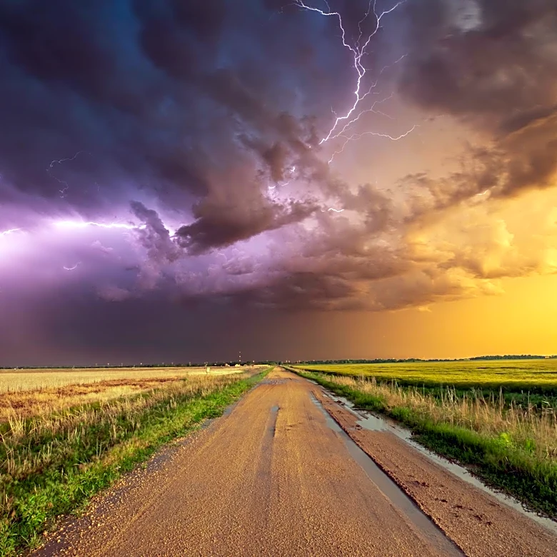 Severe Storms and Tornado Threat Across Central US Through Monday