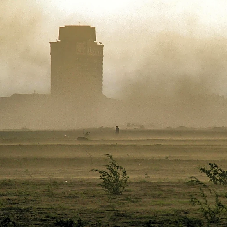 Dust Storm Blankets Parts of North Dakota