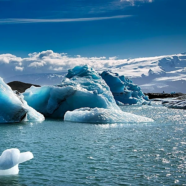 Europe Faces Arctic Chill Followed by Extreme Heat; U.S. Northwest Braces for Winter Storm