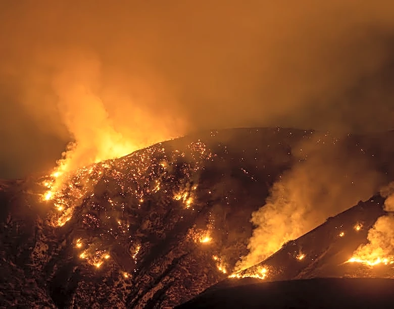 California Sandy Fire Explodes Amid Strong Winds