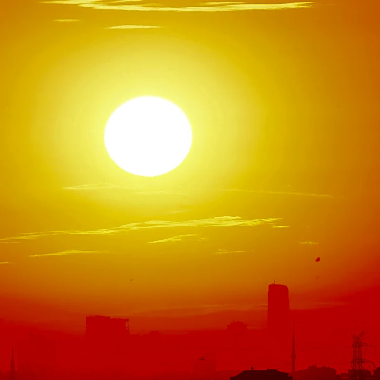 Northeast Faces Once-in-a-Century Heat Wave with Dangerous Conditions