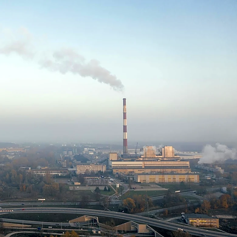 Coal Pollution Reduces Global Solar Output, Study Reveals