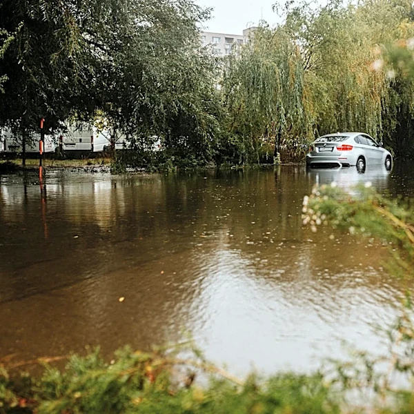 Flash Flooding Causes Damage in New York City; Mayor Tours Affected Areas