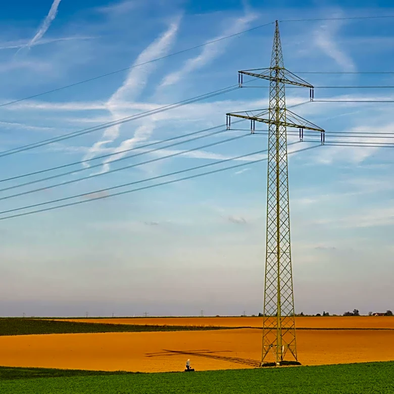Rising Summer Electricity Costs Amid Record Heat in the U.S.