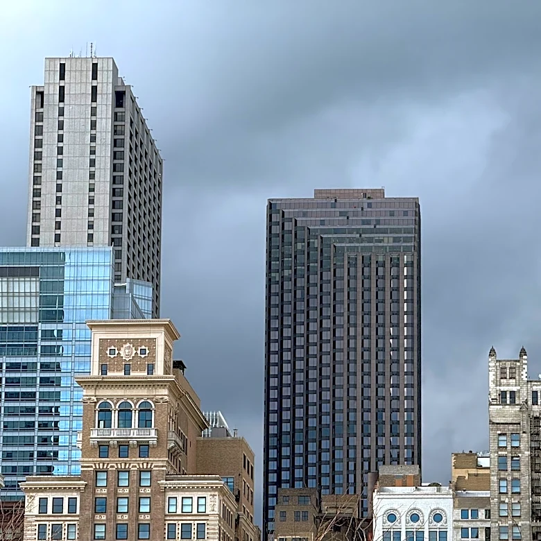 Chicago Weather Records Highlight Historical Extremes on May 25