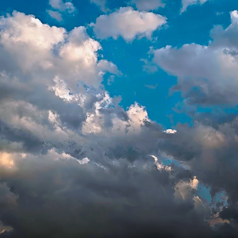 Partly Cloudy Morning and Overcast Afternoon in Goshen, IN