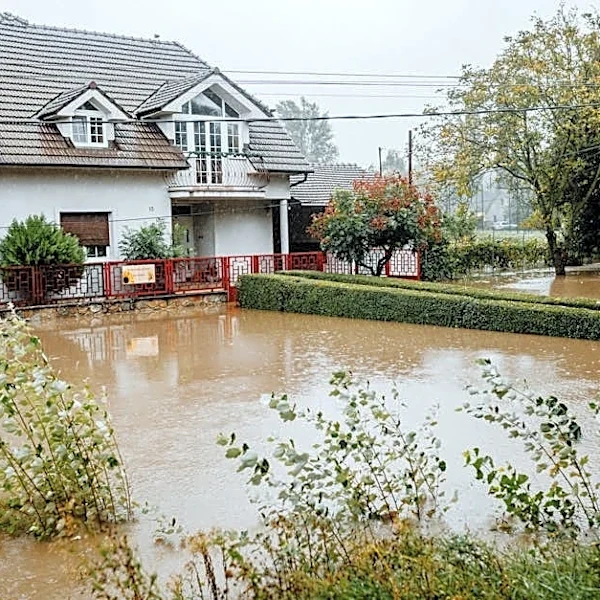 Flood Emergency Grows as Storms Slam Gulf Coast States