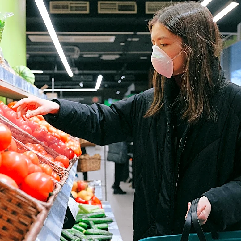 Seasonal Trends in Foodborne Illness: Summer vs. Winter Patterns