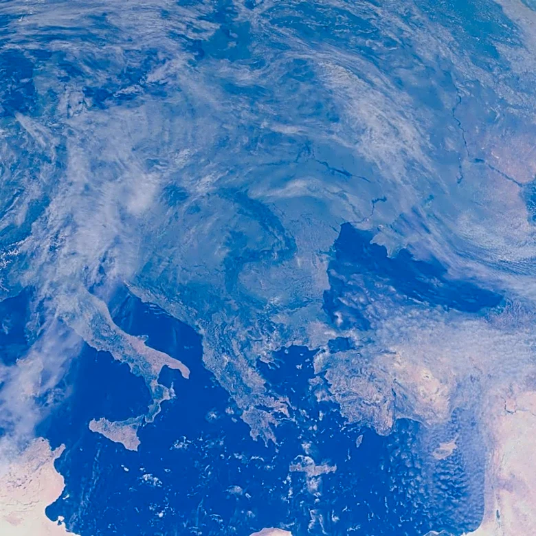Earth: Interactive Global Map of Wind, Weather, and Ocean Conditions