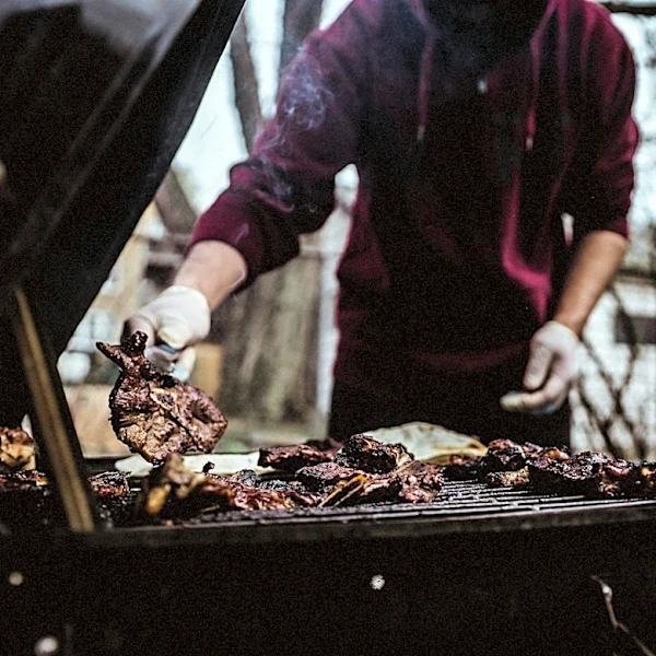 Chicago Welcomes Summer with Pop-Up Dining Events and BBQ Series
