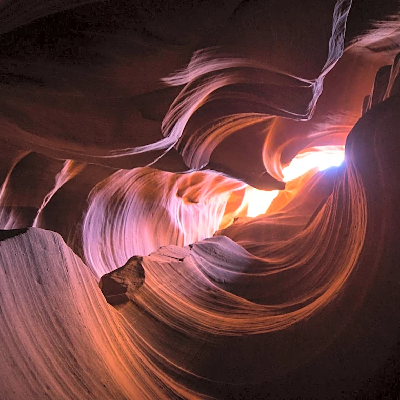 Peak Summer Season Brings High Demand for Antelope Canyon Tours in Page, Arizona