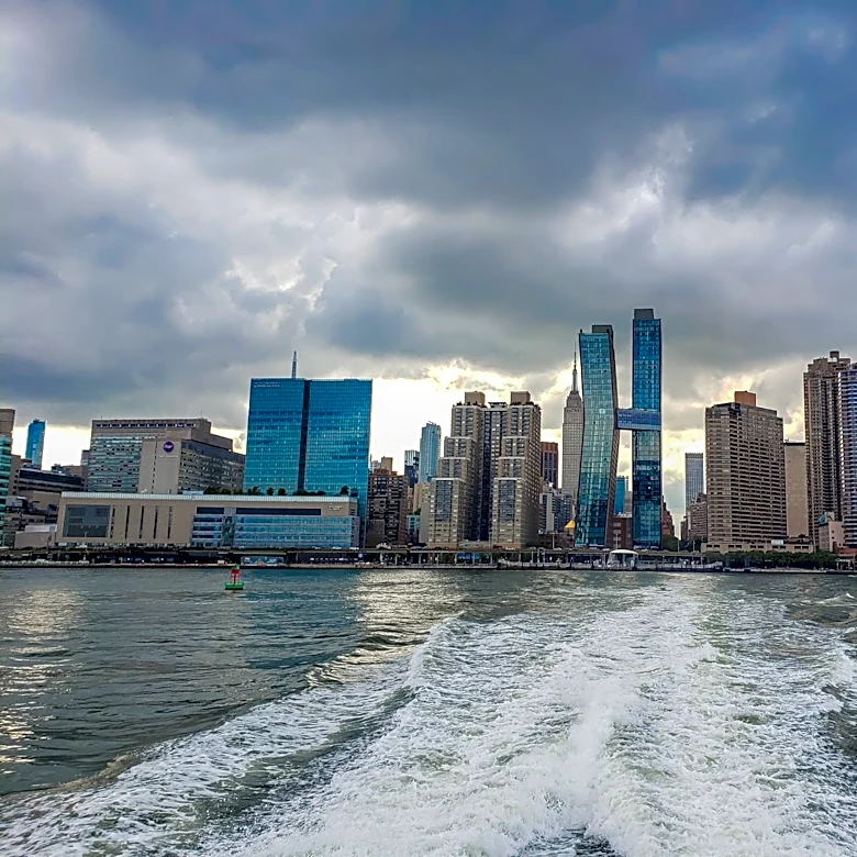 New York City: Pleasant Start to the Week with Rising Temperatures
