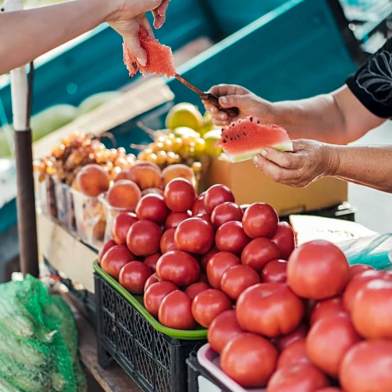 Canandaigua Farmers Market Opens for Summer Season with Vibrant Displays
