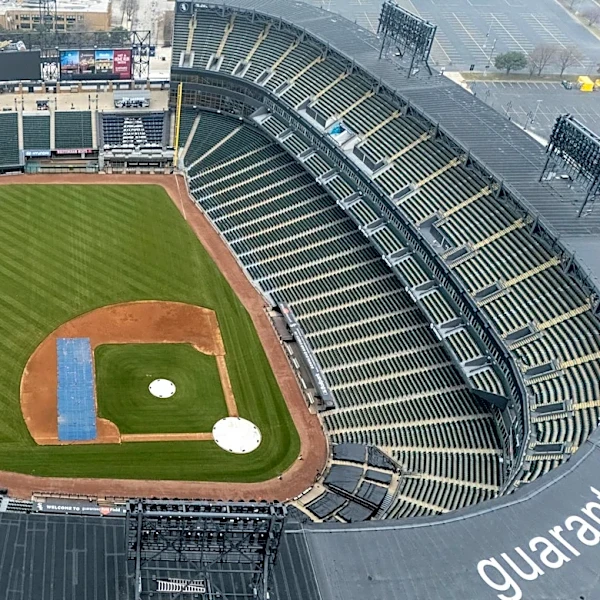 Warm Evening Expected for Braves vs. White Sox Game in Chicago
