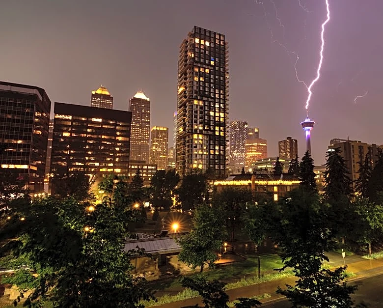 Multi-Day Storm Outbreak Targets Central U.S.