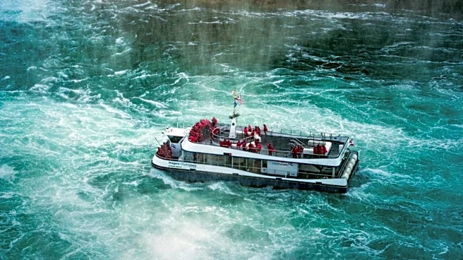 Rainy Weather Enhances Niagara Falls Experience for Visitors
