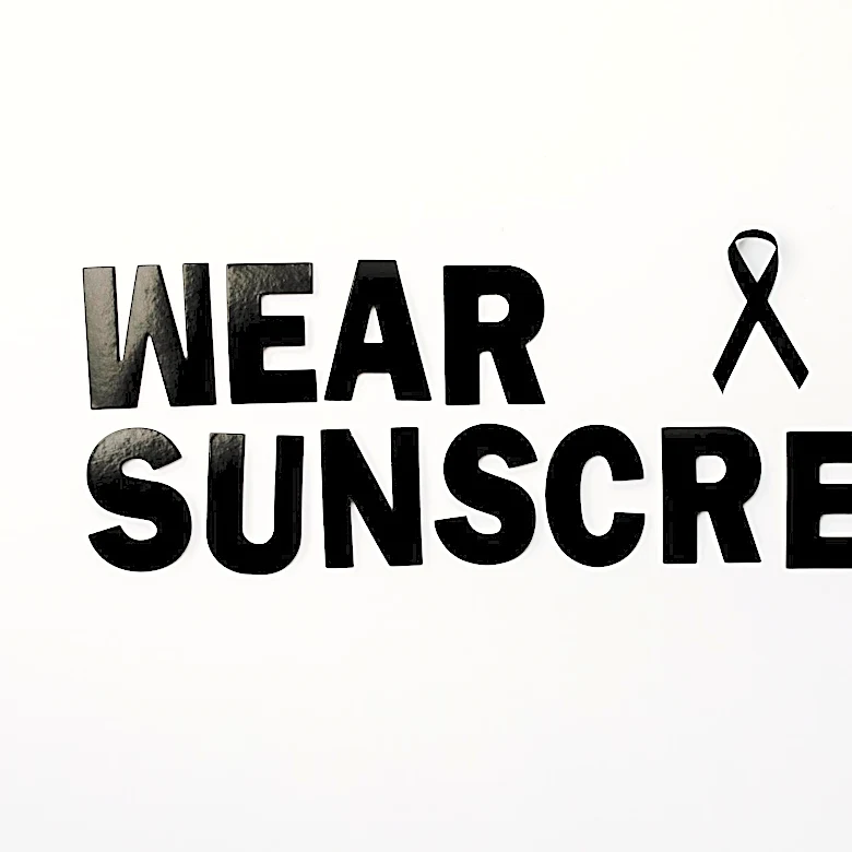 Debate Over Sunlight Exposure and Sunscreen Usage Gains Momentum